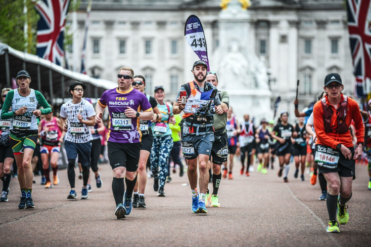 Run Joe Run - 360 degree live streaming running the 2024 TCS London Marathon as an MS sufferer