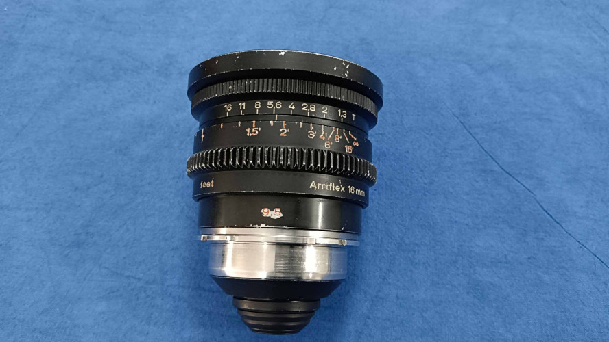 Carl Zeiss Distagon Super Speed lens T1.2   9.5 mm lens for Super 16 PL mount - image #1