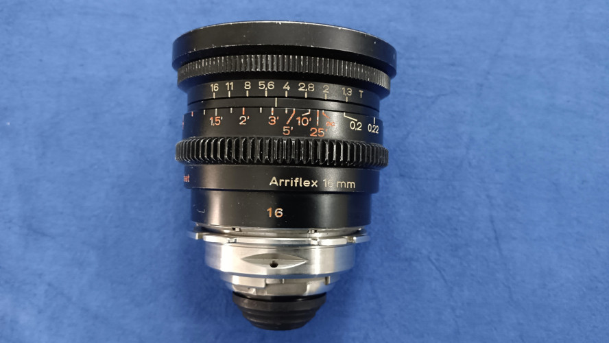 Carl Zeiss Distagon Super Speed lens T1.2   16 mm lens for Super 16 PL mount - image #1
