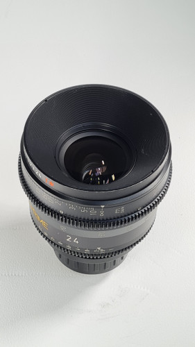 ARRI Zeiss Ultra Prime Set of 8 Lenses - image #7