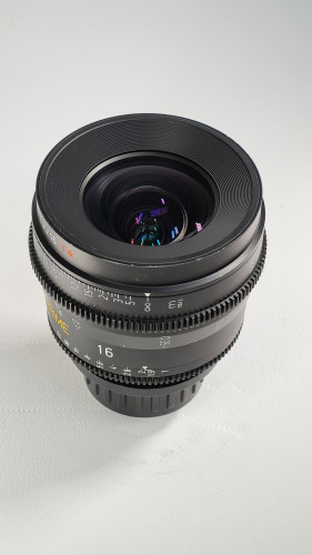 ARRI Zeiss Ultra Prime Set of 8 Lenses - image #1