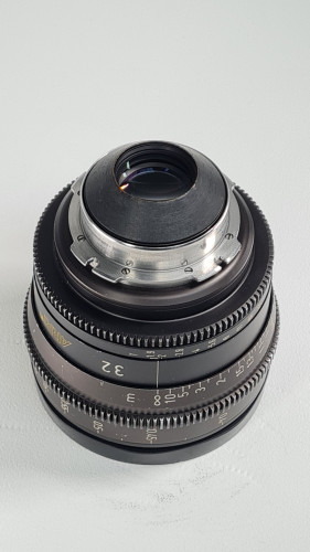 ARRI Zeiss Ultra Prime Set of 8 Lenses - image #11