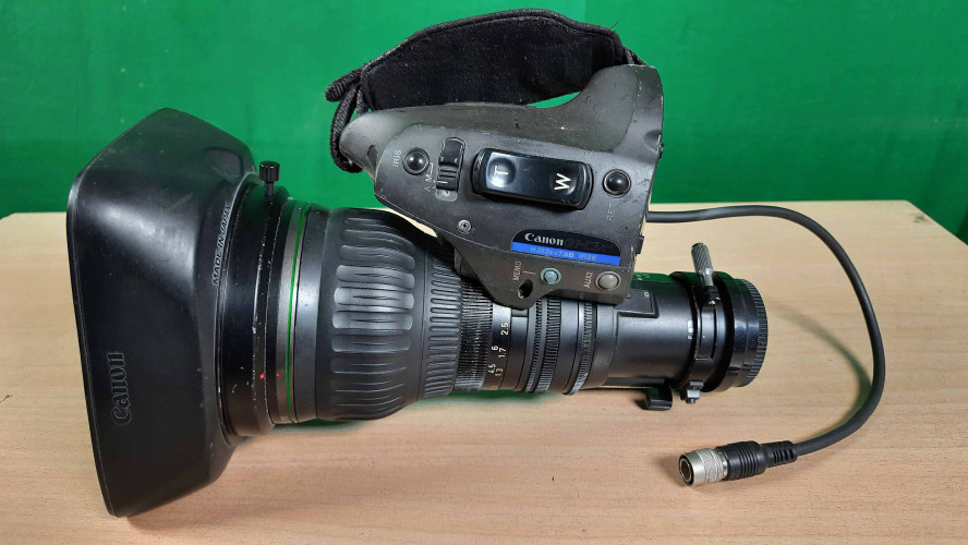 Canon HJ22 x 7.6 B IRSE semi servo HD zoom lens with B4 mount - image #1