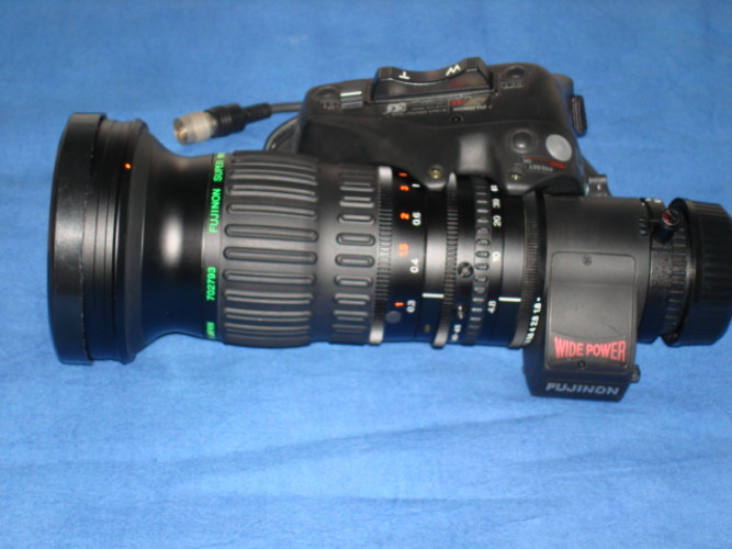 Fujinon A10x4.8 BERD-S28 full servo wide angle zoom lens for SD and HD use - image #4