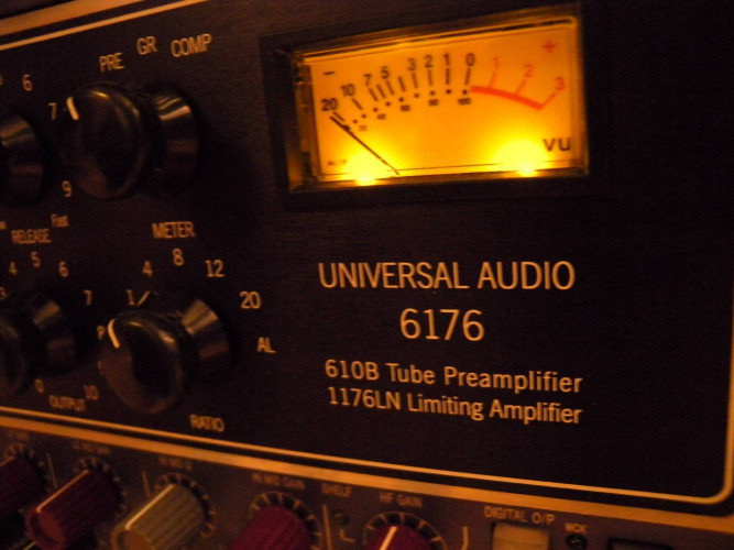Universal Audio Universal Audio 6176 - Your Ultimate Recording Solution! - image #1