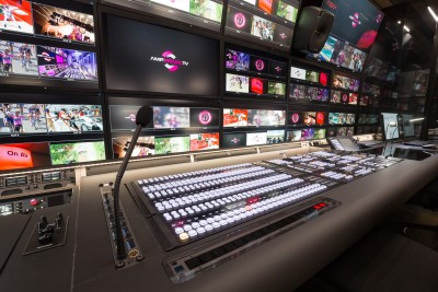 AMP VISUAL TV Equips Newest 4K HDR OB Van With Extensive MediorNet Installation